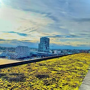 Penthouse Rooftop Loft, 190sq, Panorama View, 1min To Main Station- 5min To Bâle